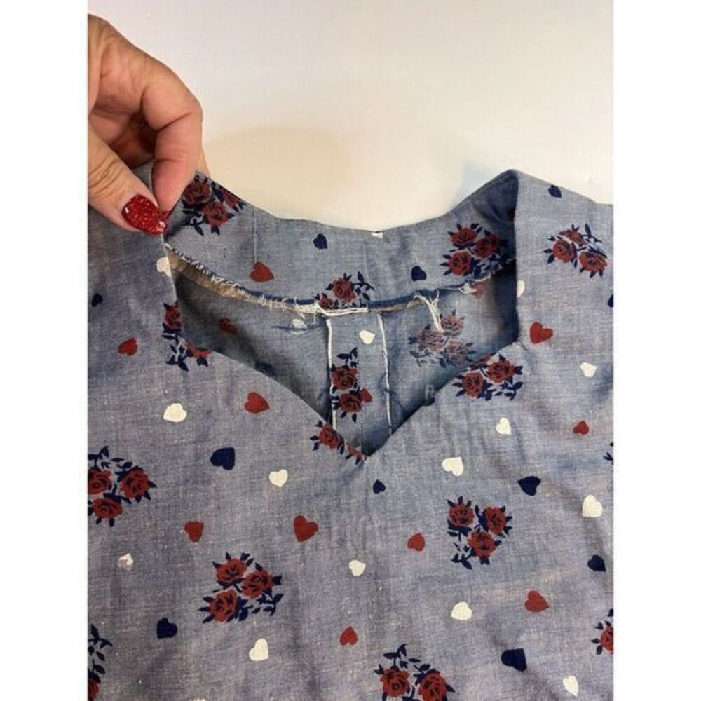 Vintage Women's Top Size Small 1960s Homemade Blue Red White Hearts - Picture 6 of 10